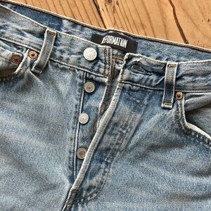 Reformation x LEVI’S Light Denim Jean (Size 26)